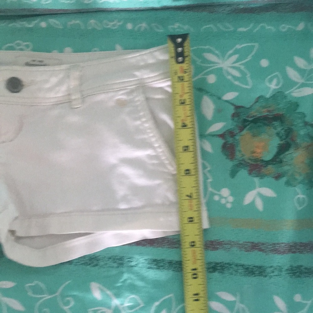 2 Abercrombie & Fitch Shorts - Picture 9 of 9